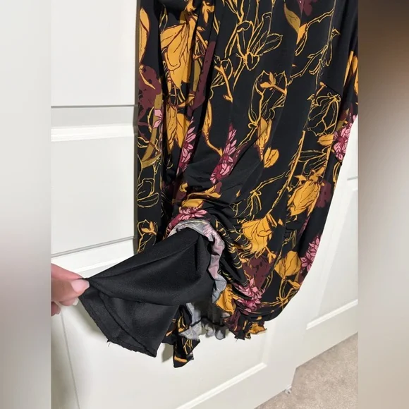 FOR BRIANA 💖 -Zadie B’s Floral Black and Gold Women's Bubble Dress - Picture 8 of 11